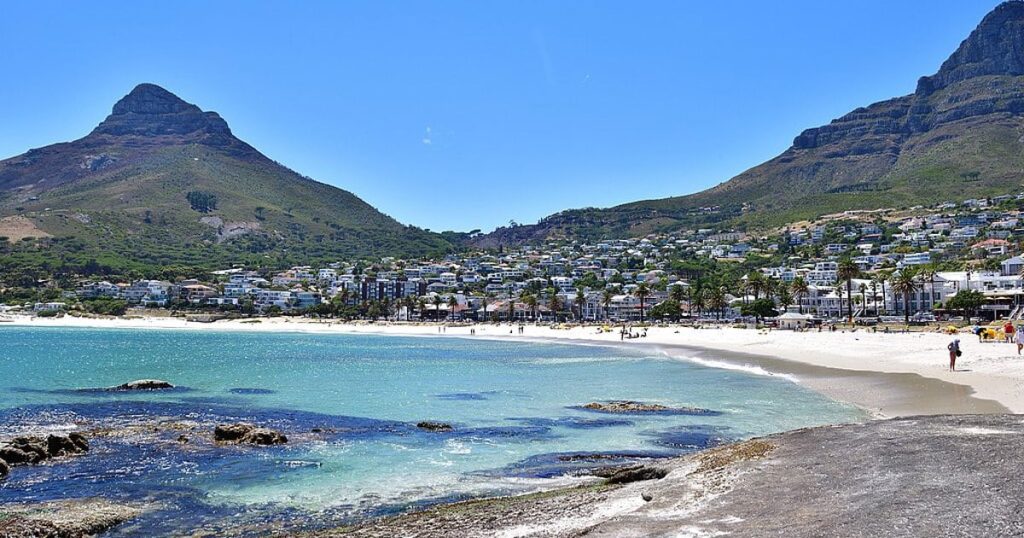 Coct travaillant pour améliorer la communication liée à la qualité de l'eau du littoral