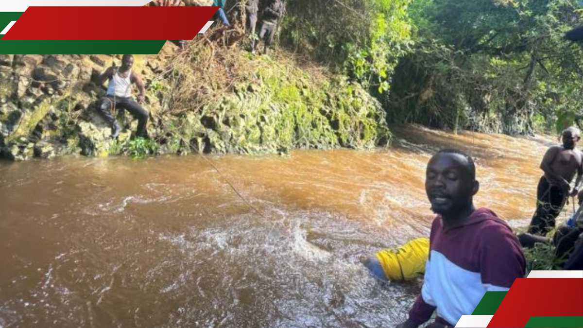 Kirinyaga: 2 tués comme des grumes de transport de camionnettes perd le contrôle, plonge dans la rivière Nyamindi