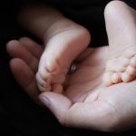 La femme qui a aidé à livrer bébé sur CT Train se souvient du moment «incroyable»