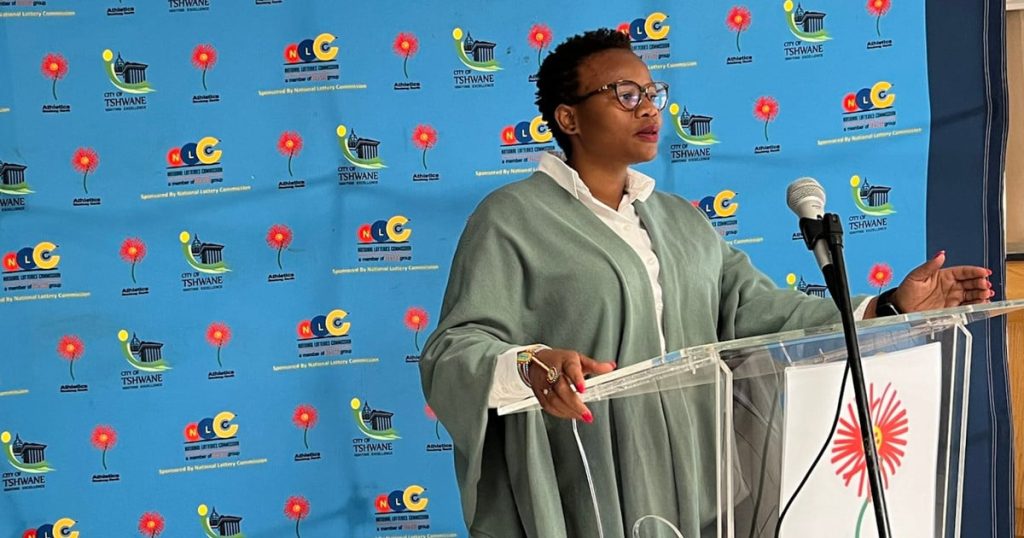 La ville de Tshwane défend le tarif de nettoyage R194-un mois R194