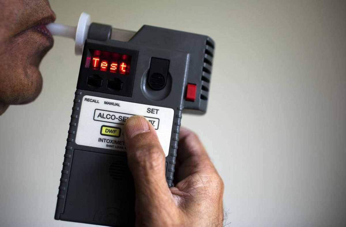 Police to deploy breathalysers, smart traffic policing at roadblocks