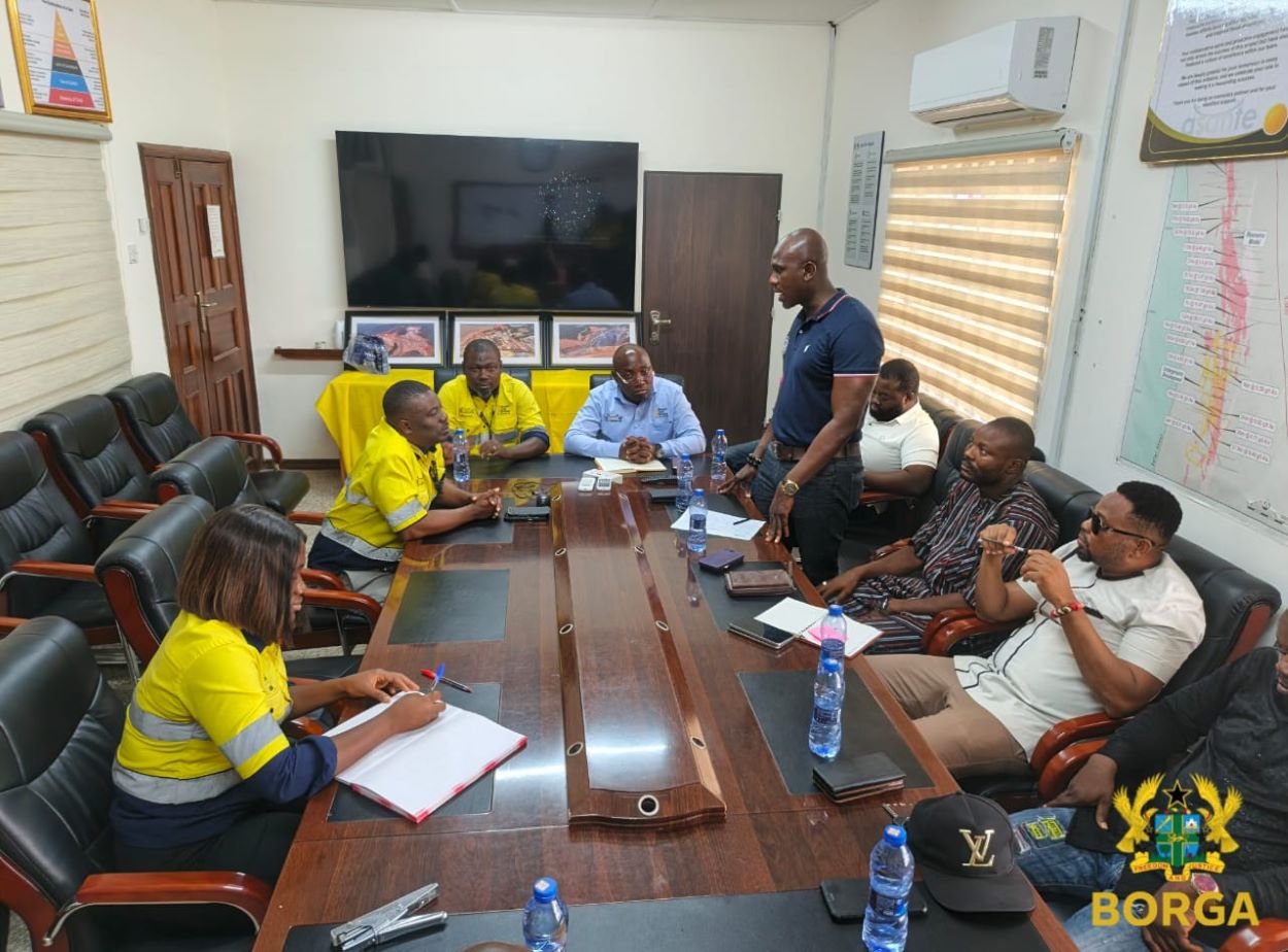 Bibiani Anhwiaso Bekwai MP Visites Asante Gold Mines Bibiani Anhwiaso Bekwai MP Visites Asante Gold Mines