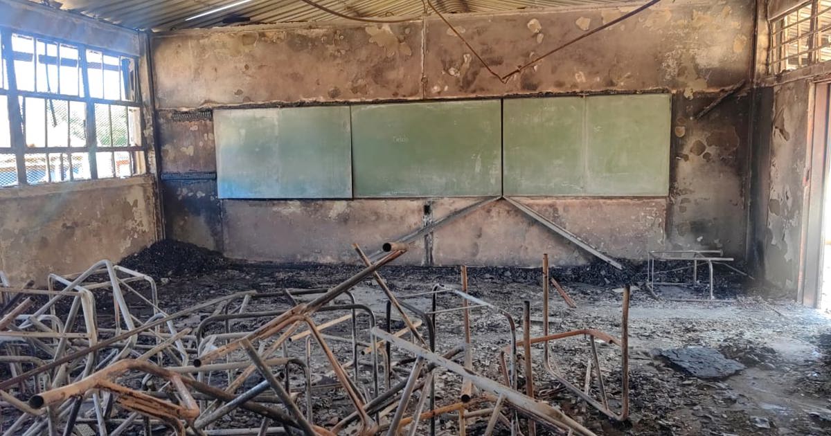 GDE dit que la réparation des salles de classe High Riverlea vidées par le feu pour coûter environ R2,5 M