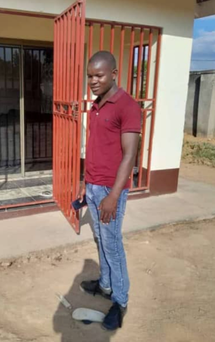 Police officer flogs suspect to death at station, family demands justice 