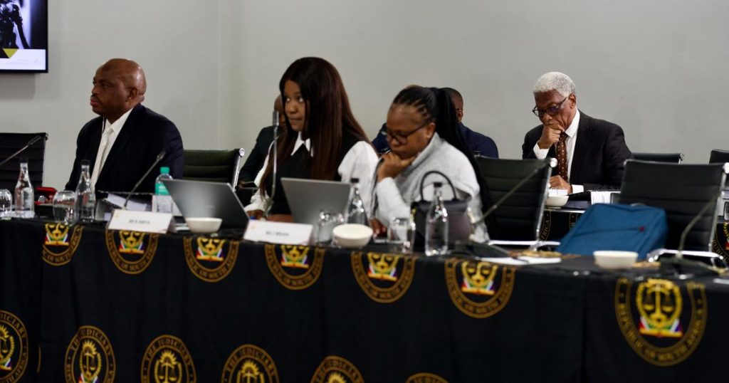Mbengen et Mengo ont échangé plus de 800 messages, Tribunal Hearts