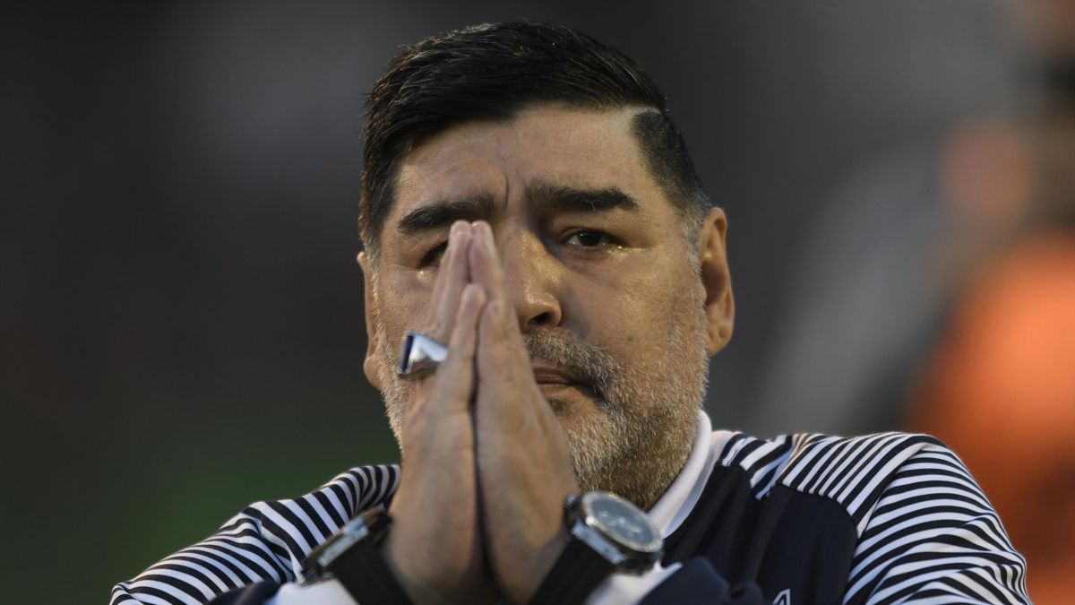 Trial of Maradona’s medical team collapses