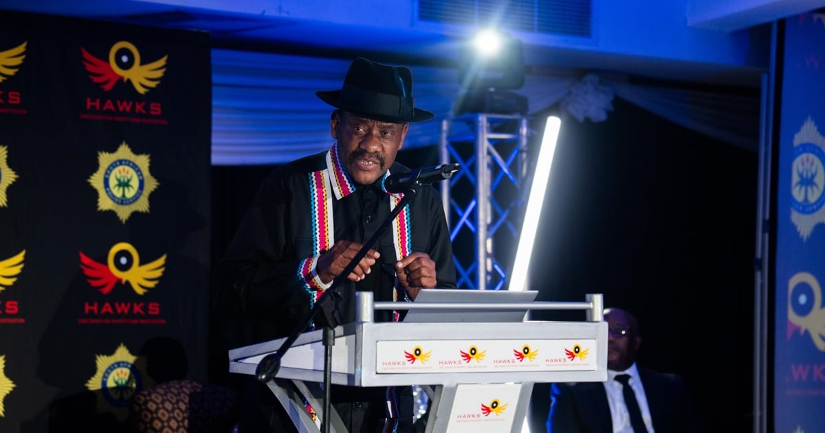La tête de Hawks sortante Lebeya remercie Bheki Cele d'avoir aidé à ressusciter sa carrière