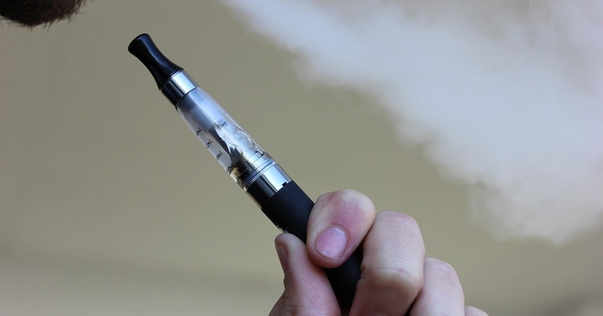 `` Variété de conditions étranges '' associée à certaines saveurs de cigarette électronique, explique l'expert