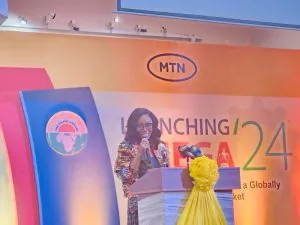 Angela Mensah Poku en chef des entreprises en chef de MTN Ghana