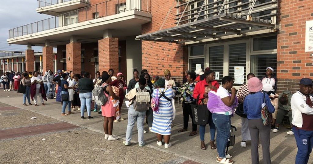 Black Sash exhorte Sassa et Dept of Social Development à suspendre les revues jusqu'à ce que de meilleures stratégies de communication en place