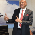 Le PDG du RTMC, Makhosini Msibi, a suspendu, enquête sur les échecs de gouvernance lancés
