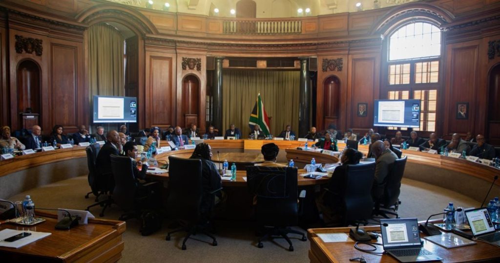 Le comité travaillant sur le dialogue national cherche à entraîner le coût prévu de R700M