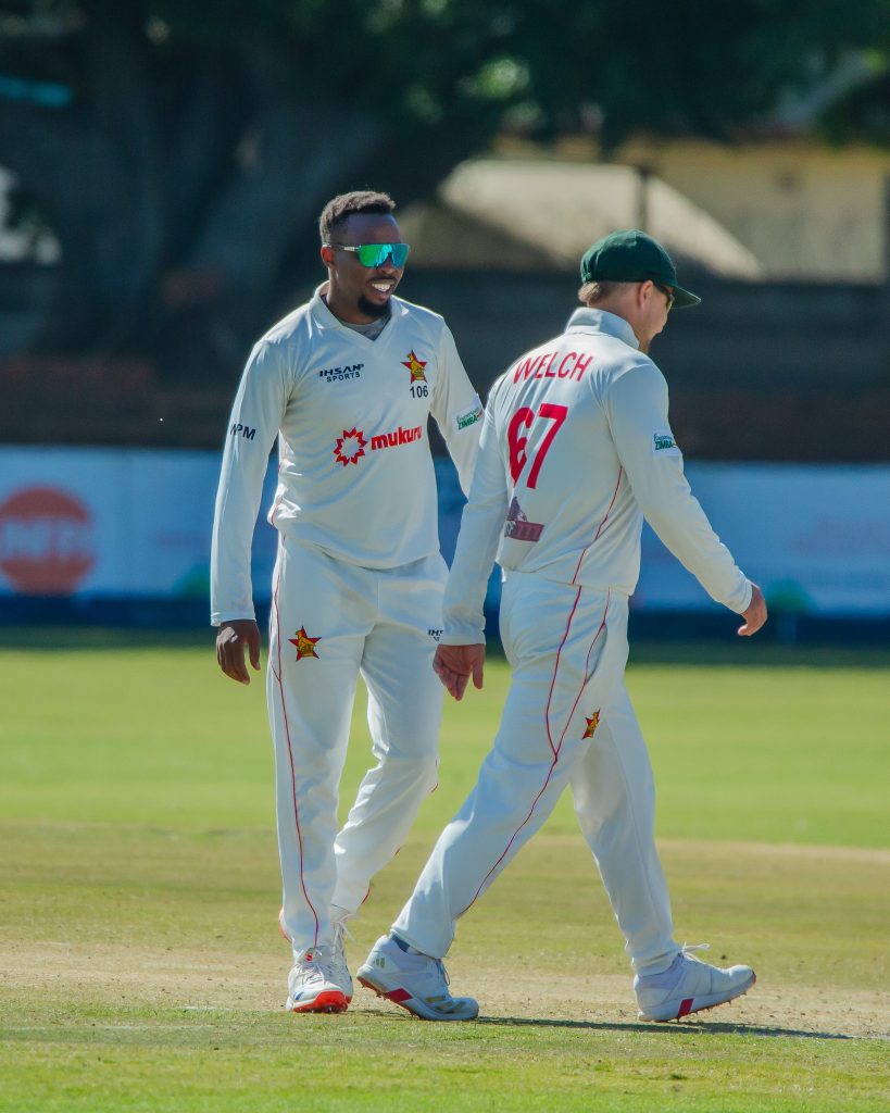 Masakadza shines but Zimbabwe face monumental chase