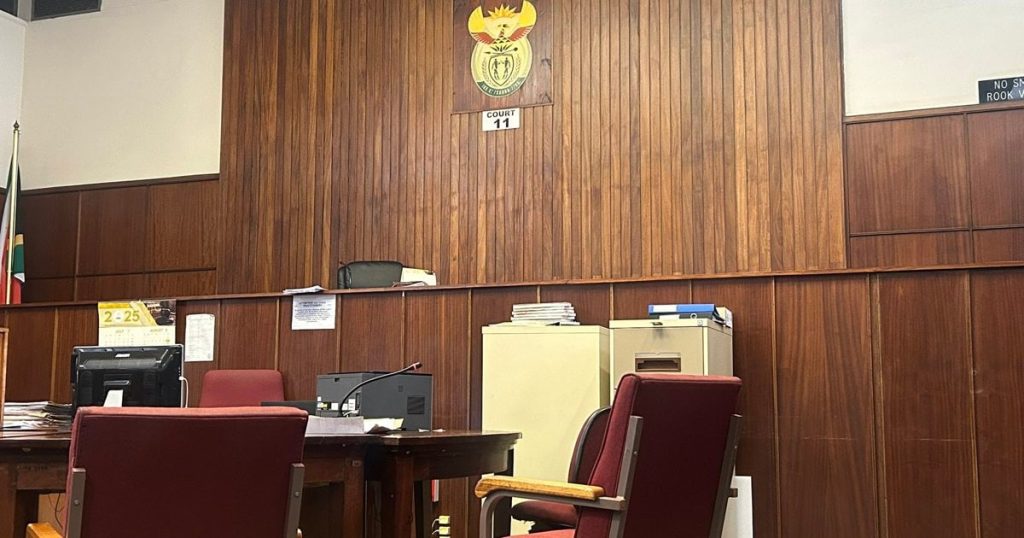 Officier transfrontalier dû devant le tribunal de Durban pour enlèvement, voies de fait