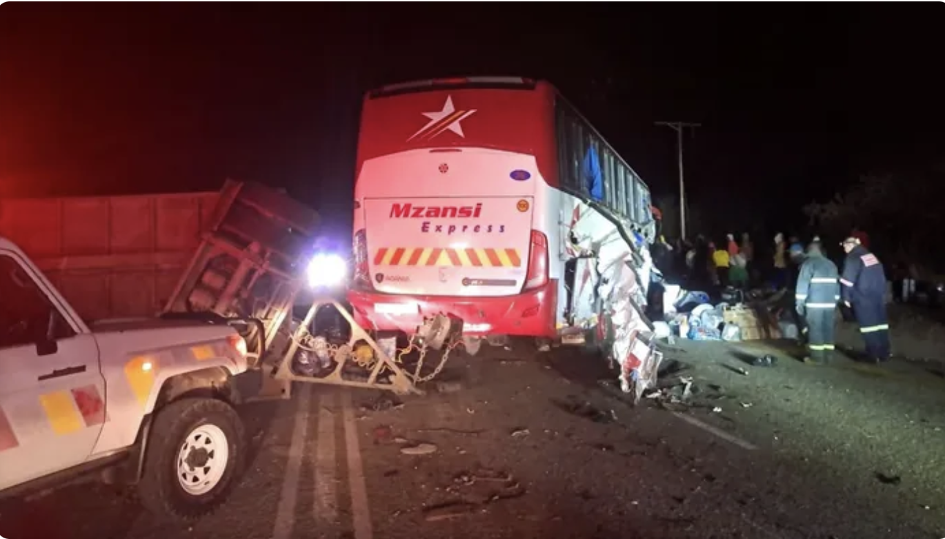 Another Mzansi Express bus, heading to Zimbabwe, involved in Limpopo fatal crash
