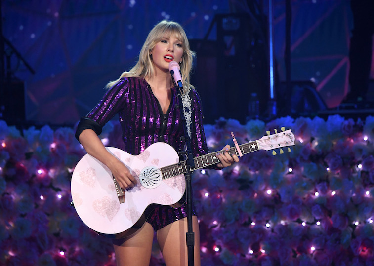 Elon Musk’s AI accused of making explicit AI Taylor Swift videos