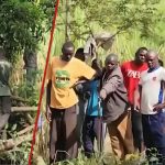 Chagrin tandis que l'homme glisse, se noie tout en traversant la rivière après de fortes pluies: "Tunashindwa kuongea"