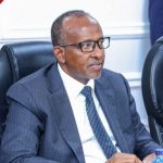 Duale arrête le journaliste le remettant en question les échecs de SHA: "Transformez vos médias en centre de santé"