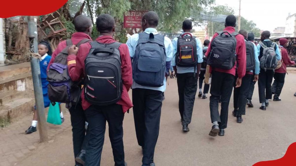 Les élèves de l'école Siaya se manifestent le jour après l'ouverture, la liste des demandes de l'émission: «TUMECHOKA NA GNITHERI»