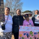 Les membres de la communauté se réunissent au tribunal où le couple Eldorado Park à comparaître pour meurtre, abus de petite fille