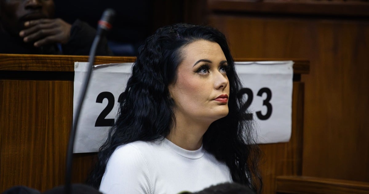 Questions judiciaires Le témoignage de l'auto-jumelé Amber Lee Hughes après avoir été allongé sous serment