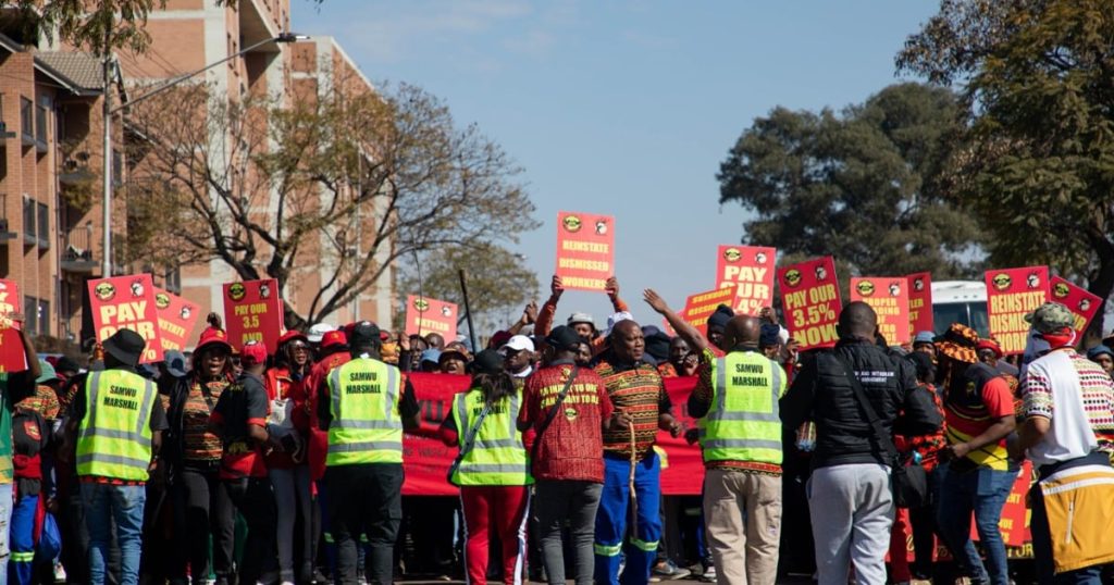 Tshwane pour rénover la détérioration des bâtiments et le transformer en logement pour les employés municipaux