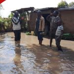 Des centaines de locaux trans nzoia déplacés alors que la rivière Sabwani casse ses rives