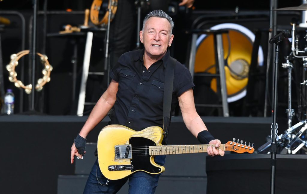 Rock star Bruce Springsteen criticises Donald Trump and calls for impeachment