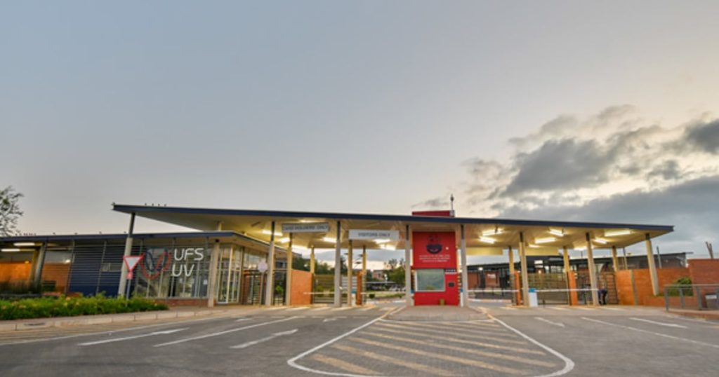 Après les protestations des étudiants concernant les frais de scolarité, l'UFS modifie le calendrier académique 2025 pour garantir son achèvement