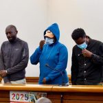 État à demander un procès dans le procès