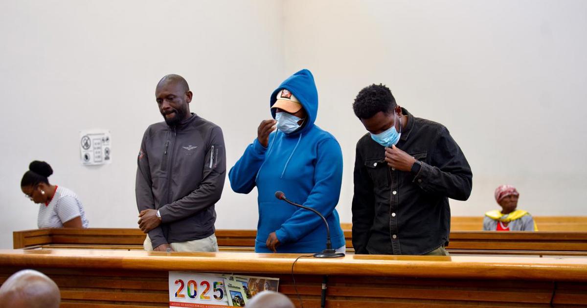 État à demander un procès dans le procès