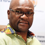 La commission Madlanga refuse de dire si elle a contacté Mthethwa pour apparaître comme un témoin
