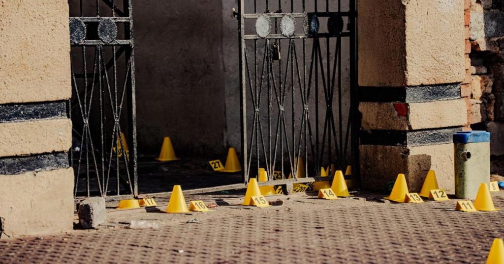 La grand-mère de deux adolescents blessés affirme qu'ils ont arrêté d'aller à l'école après avoir reçu des menaces de la part de suspects