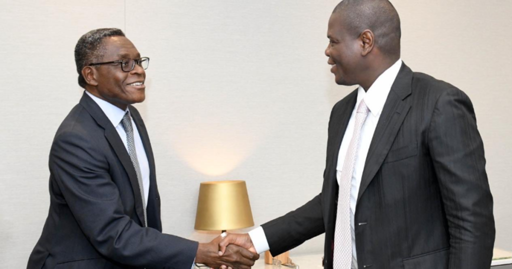 Lamola est convaincu que SA obtiendra une prolongation de l'AGOA lors de la réouverture du gouvernement américain
