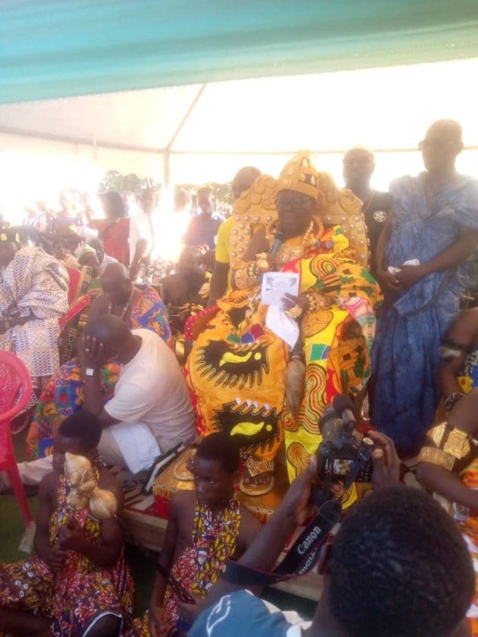 Kyidomhen de la zone traditionnelle Agona Nyakrom, Odeefo Dr. Ampim Darko V