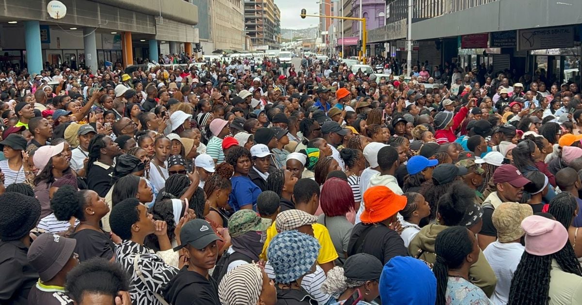 Les organisations du KZN s'engagent à garantir justice aux jumeaux tombés dans la cage d'ascenseur de Durban