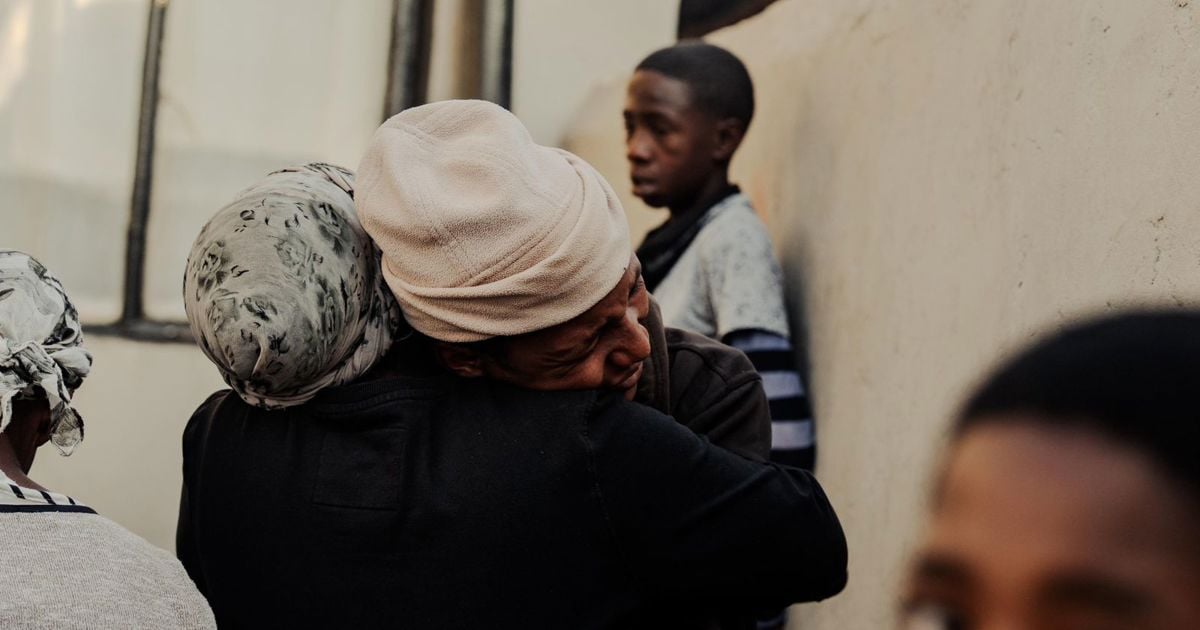 Masemola dit que la police étend ses recherches aux hommes armés derrière la fusillade de Westbury