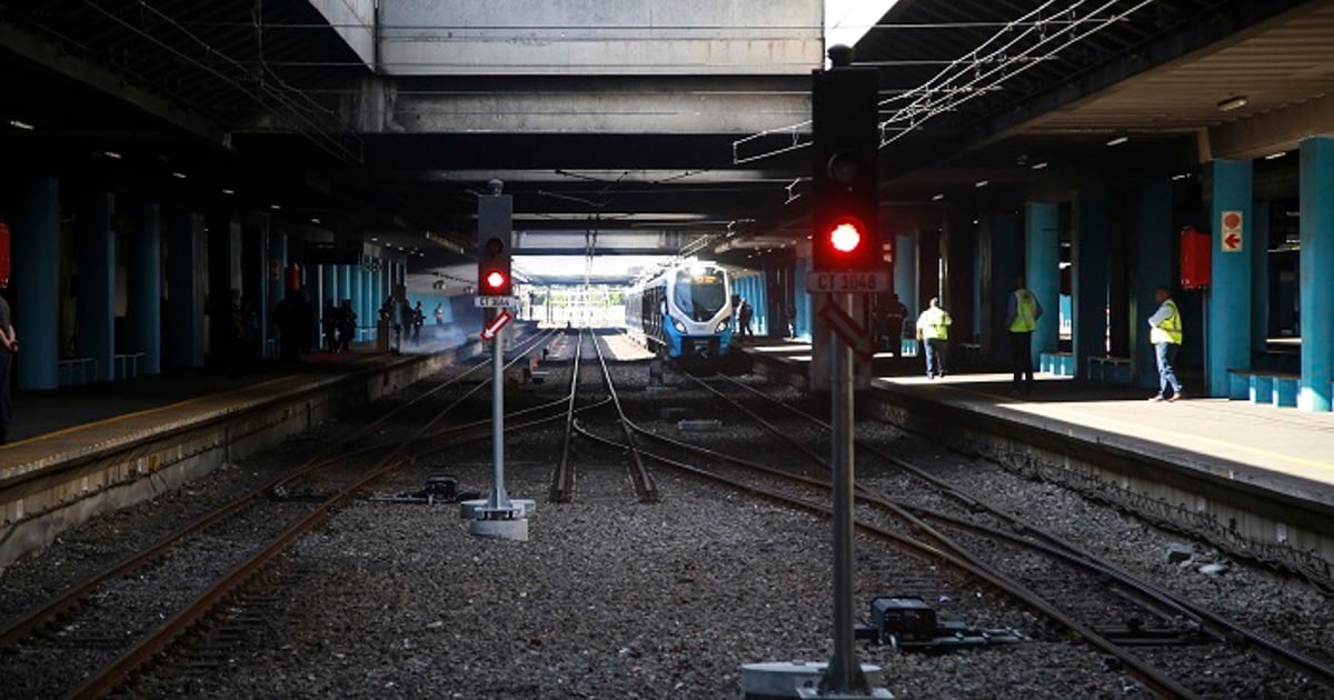 Prasa dit que la ligne centrale de Cape Town aura des services de train complets en novembre