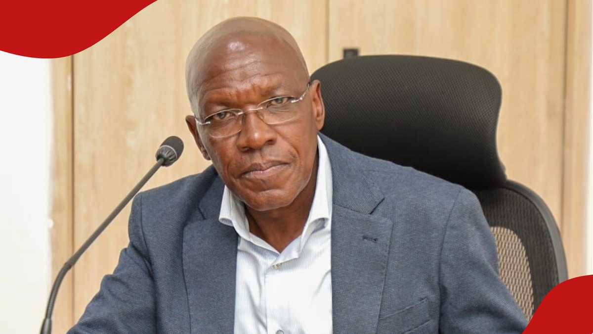 Boni Khalwale expulsé du Sénat à cause du code vestimentaire : « violation des règles »