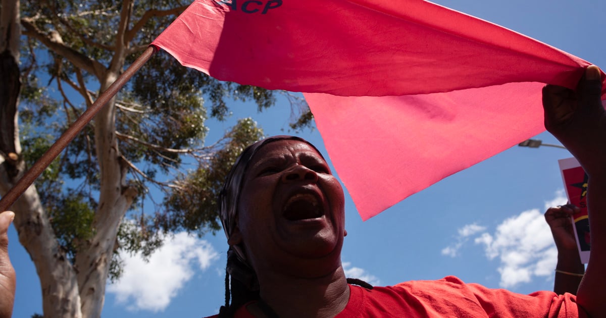 Le SACP et le NUM manifestent contre la recrudescence des crimes violents au Cap-Occidental
