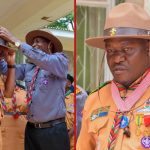 Le chef de l'Union des scouts dirige le mouvement scout lors de la cérémonie d'investiture, le PS Omollo est couronné ambassadeur