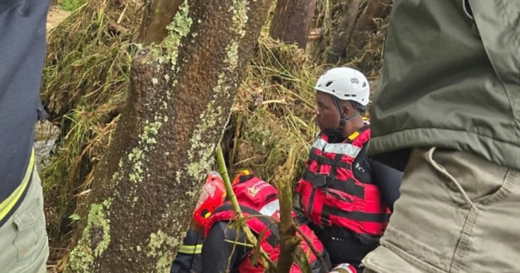Le corps d'une femme récupéré dans la rivière KZN alors que la recherche de deux autres corps se poursuit