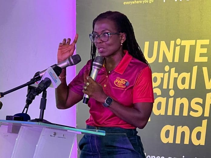 Madame Adwoa Wiafe, directrice des services généraux et du développement durable de Mtn Ghana