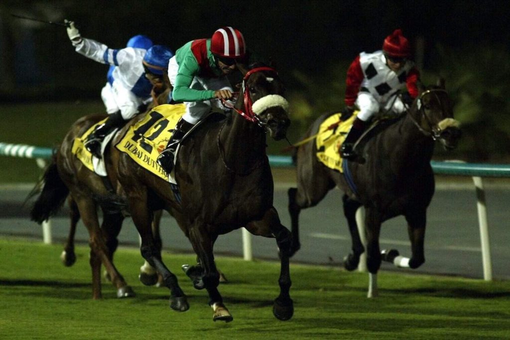 Émergeant du Zimbabwe, Ipi Tombe brise les barrières dans la course au GOAT des courses