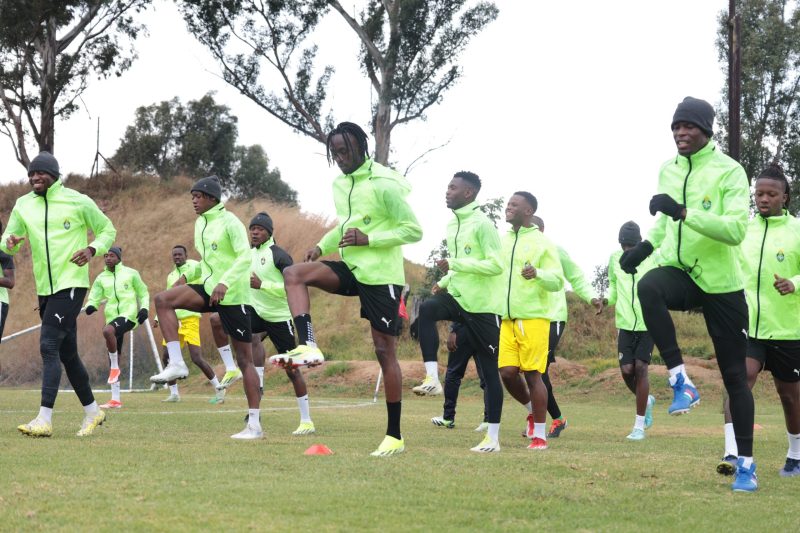 Les Warriors se regrouperont au camp après le week-end