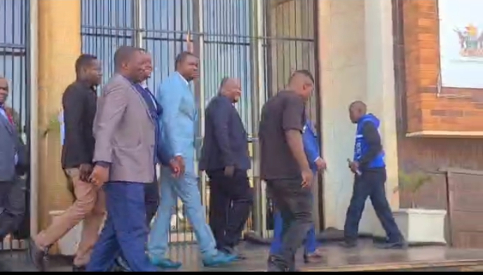 Walter Magaya de nouveau arrêté peu après sa comparution devant le tribunal