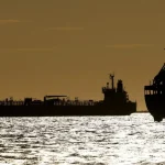 Les États-Unis envisagent de lever les sanctions sur une partie du pétrole iranien