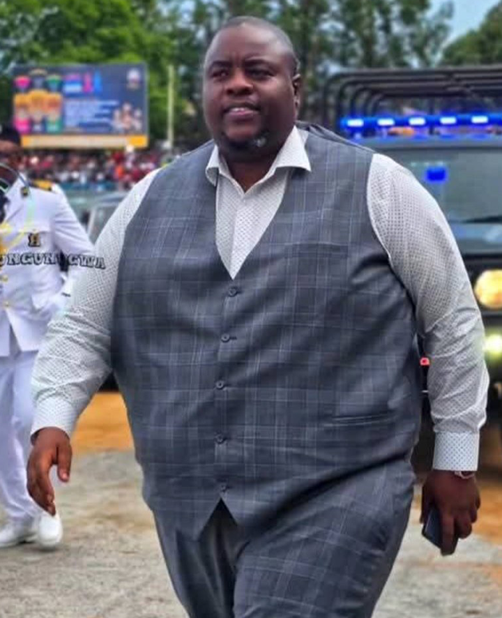 Chivayo va payer 5 millions de dollars en accord de garde, l'affaire de divorce reste en cours