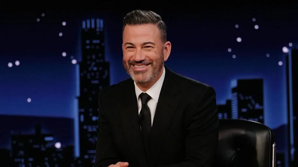 Jimmy Kimmel rejette les critiques de la Maison Blanche concernant la blague sur la veuve de Melania