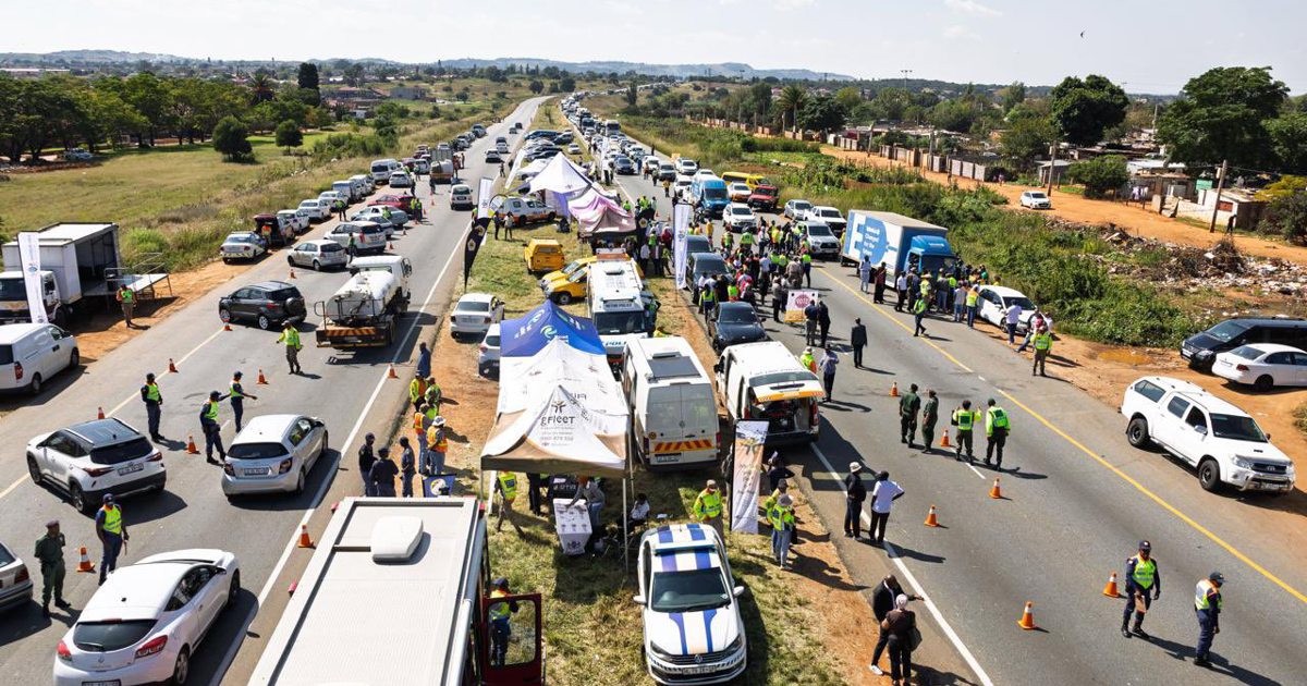 Les forces de l'ordre de Gauteng exhortent les automobilistes à se conformer aux règles de sécurité routière